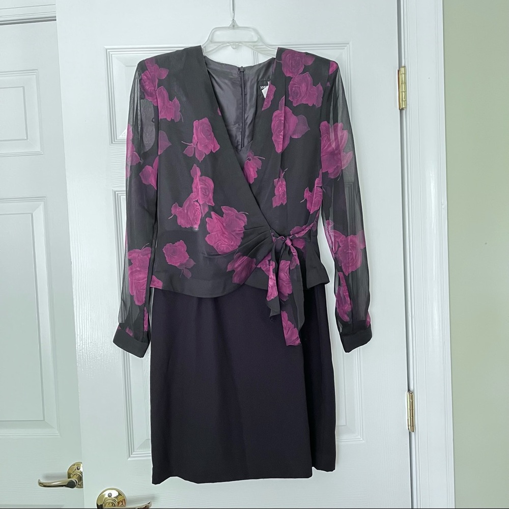 John Roberts wrap dress black and burgundy size 6